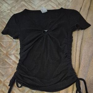 No Boundaries Black Ruched Short Sleeve Top